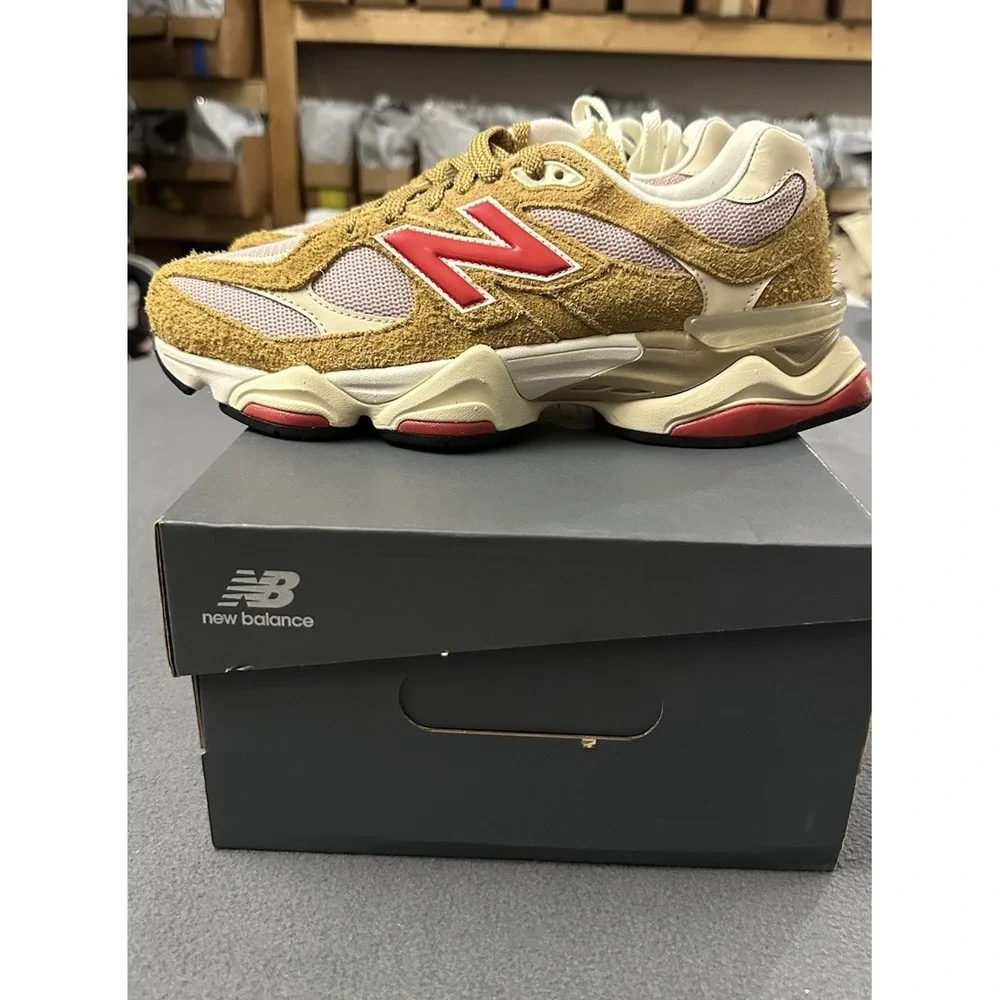 New Balance 9060 Great Plains Beige True Red U9060GEA Size 9.5M/11W Sneakers NIB